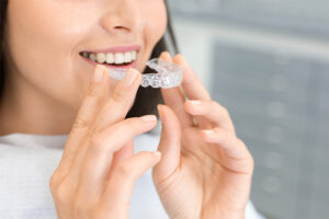 How an Invisalign Dentist Can Help You Get a Straighter, Confident Smile
